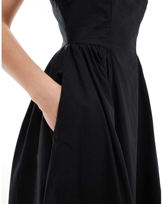 Robe mi-longue à col v et taille basse en coton majoritaire Threadbare en coloris Black