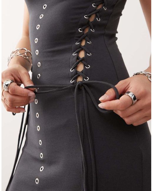 Vestito Corto Con Occhielli di Weekday in Black