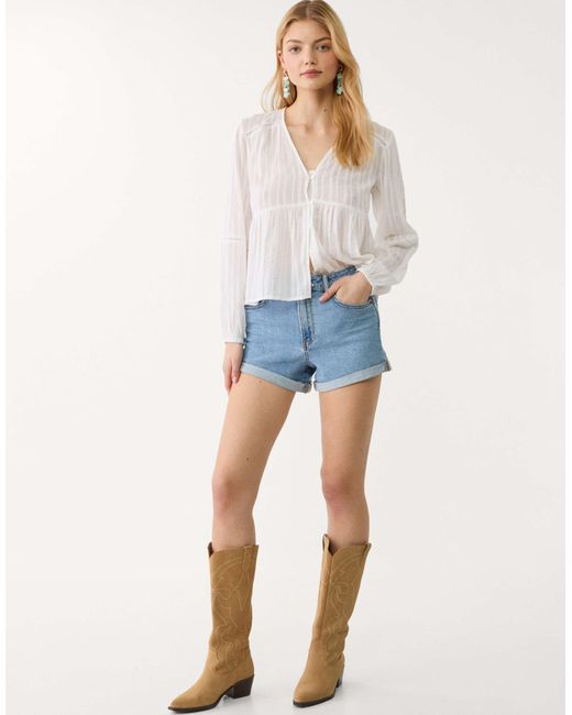 Stradivarius White – d85 – schmal geschnittene mom-shorts