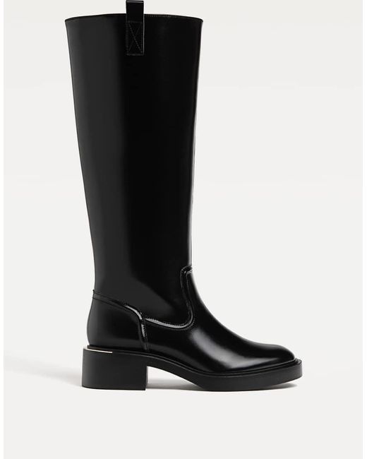 Stradivarius Black Flat Equestrian-Style Boots