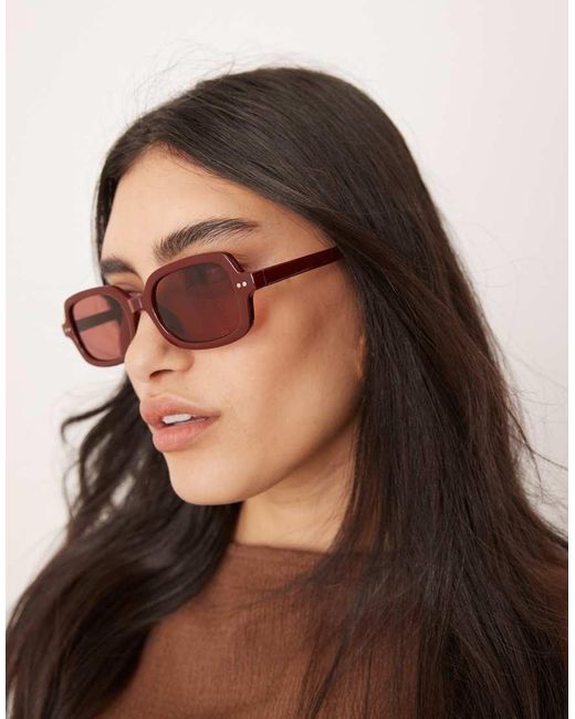 Occhiali Da Sole Squadrati Bordeaux Con Dettagli di ASOS in Brown