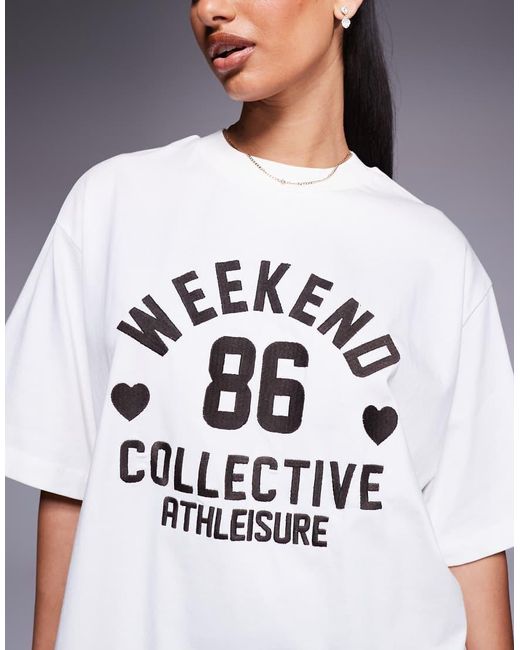 Camiseta Con Estampado Bordado Marrón Chocolate De Corazones De Weekend Collective (Parte De Un Conjunto)-Blanco ASOS de color White