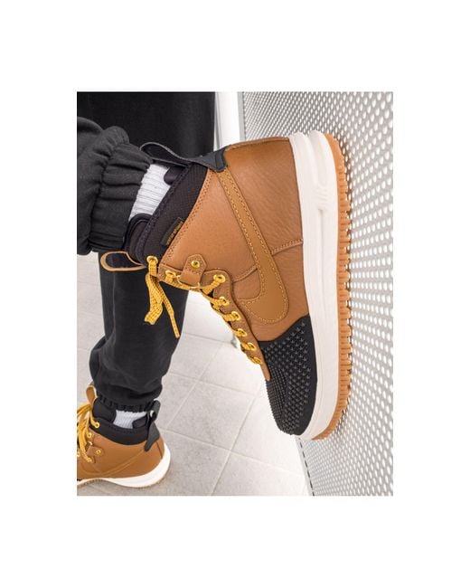 Botas marrones y negras con suela Nike de hombre de color Negro | Lyst