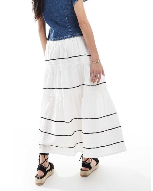 New Look Midi-Rok Met Stroken En Rikrak Randen in het White