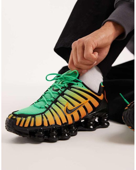 Shox Tl di Nike in Black da Uomo