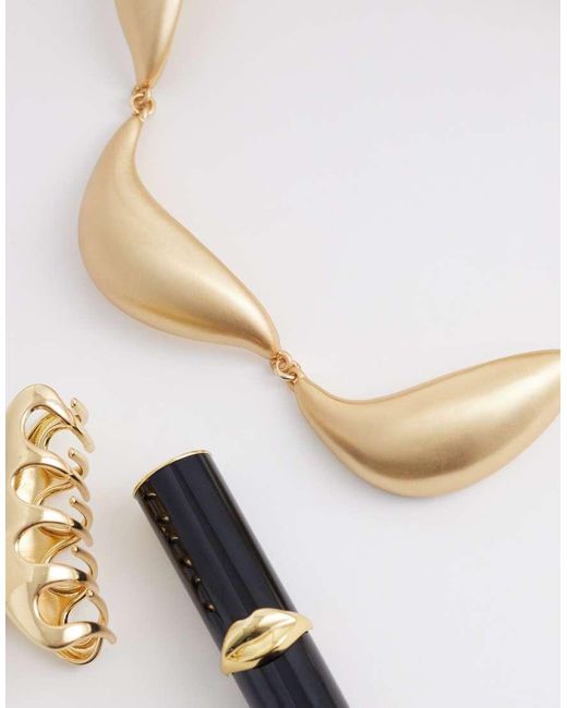 ALDO White Eloven Statement Wave Necklace