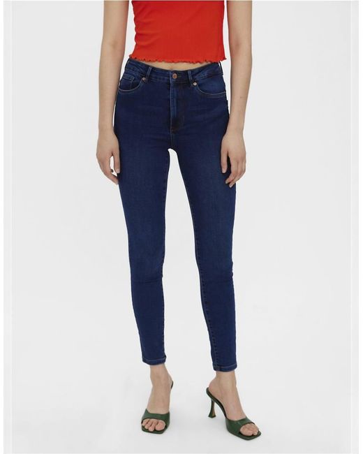 Vaqueros Azul Oscuro De Corte Pitillo De Vero Moda de color Blue