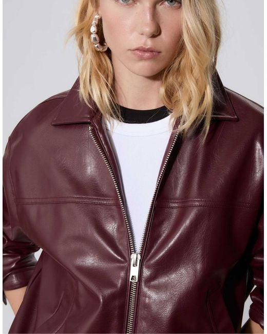Stradivarius Red – oversize-jacke aus kunstleder