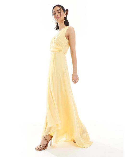 L'invitée - robe cache-cœur longue en mousseline avec jupe portefeuille - citron TFNC London en coloris Metallic