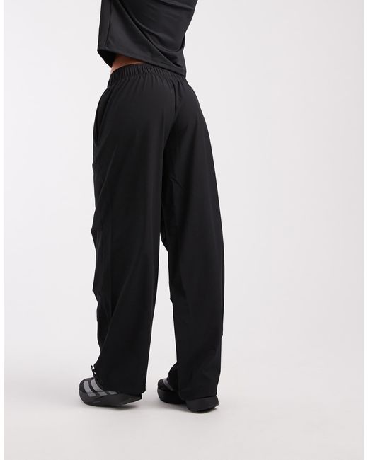 Workout essentials - pantalon Adidas Originals en coloris Black