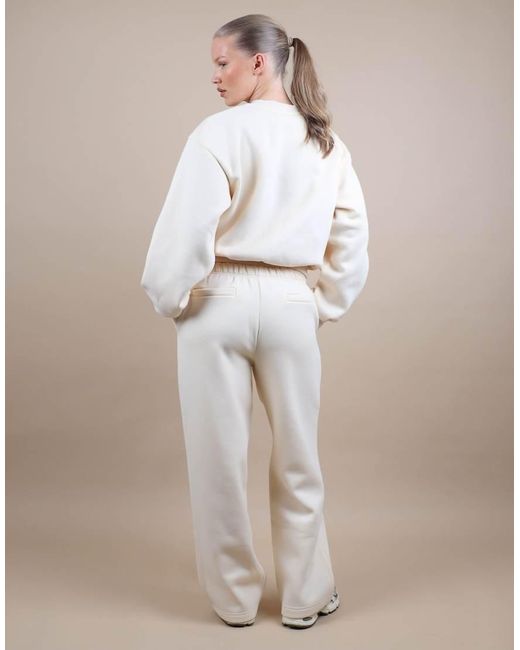 SIMMI Natural Kendall Oversized Cropped Sweatshirt