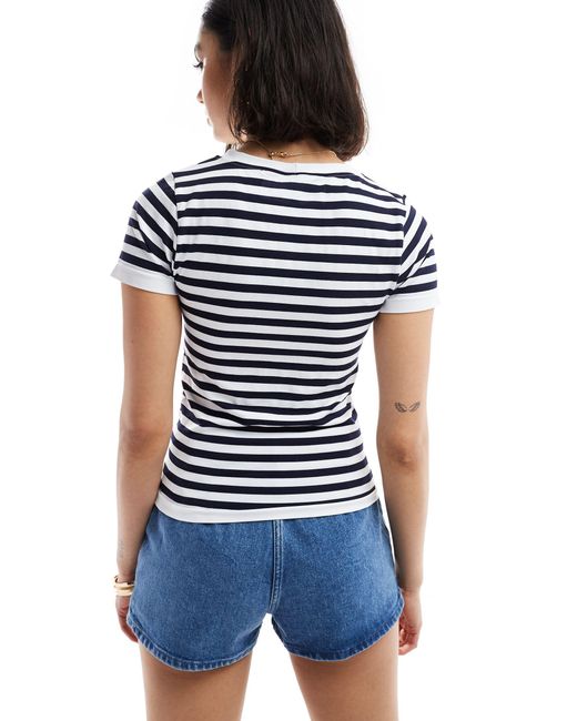 T-shirt mini senza cuciture a righe blu navy di ASOS in Blue