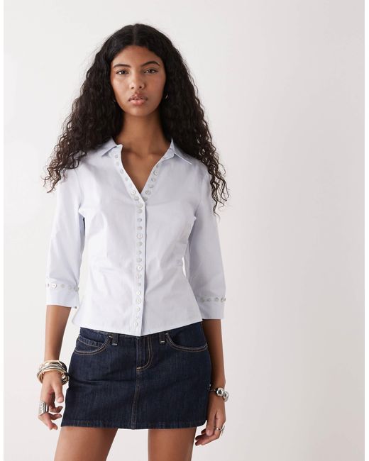 Collusion White – figurbetonte hemdbluse