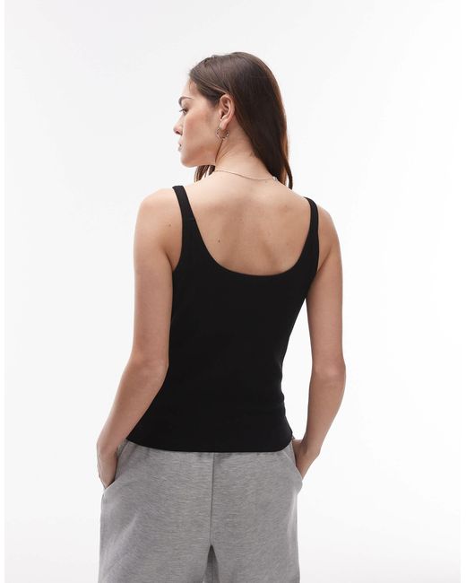 Débardeur côtelé ajusté à bretelles et encolure dégagée TOPSHOP en coloris Black