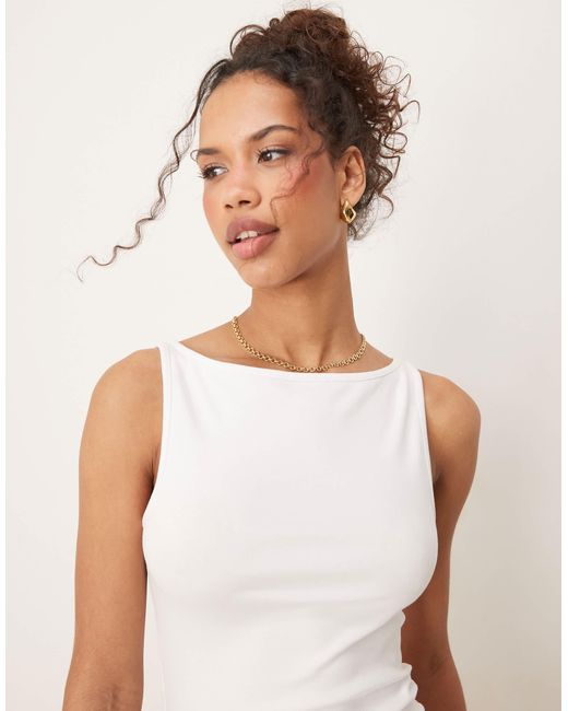 Gina Tricot White – figurbetontes oberteil