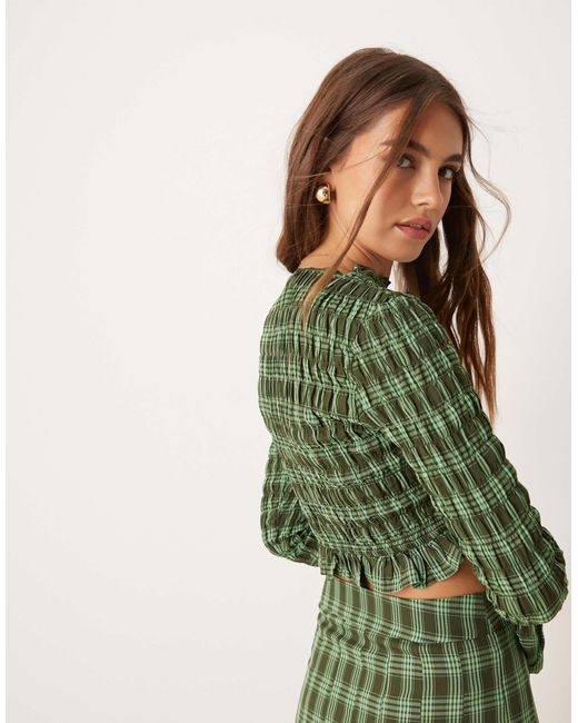 Crop top d'ensemble froncé à carreaux - et vert Glamorous en coloris Green