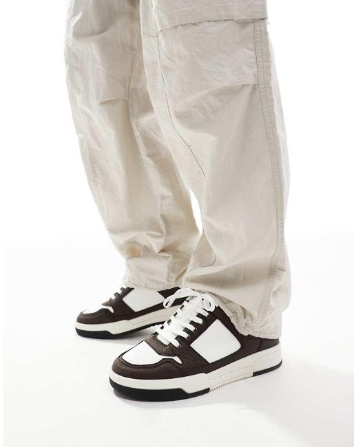 Zapatillas De Deporte Marrones Efecto Piel De Serpiente Con Cordones De ASOS de hombre de color White