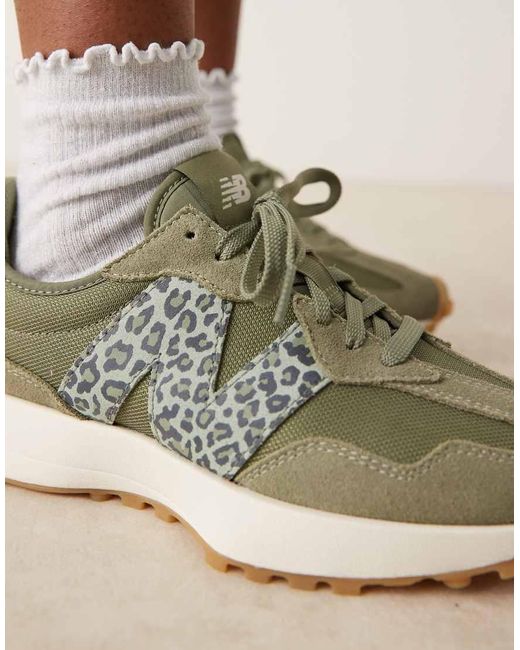 327 di New Balance in Green