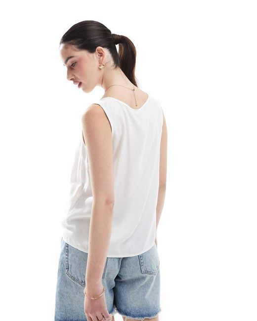 Vero Moda White Sleeveless Button Down Top
