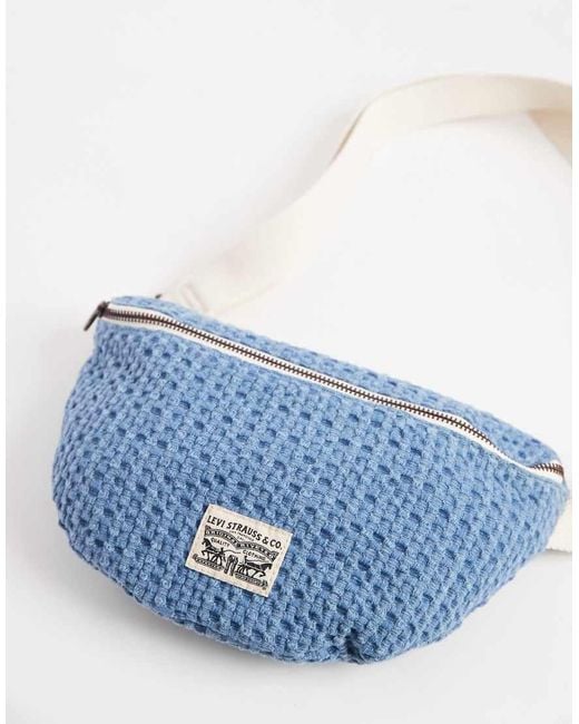 Bandolera Azul Con Diseño Floral Devon De Levi's de color Red