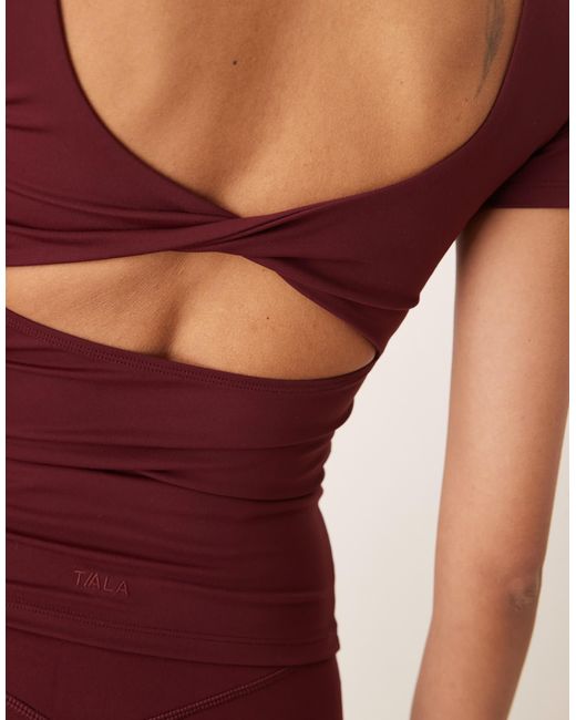 Tala Red – dayflex – t-shirt