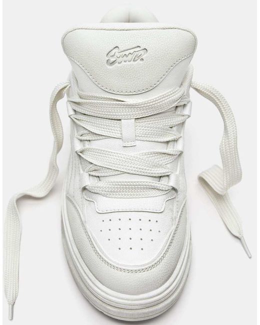 Pull&Bear White Stwd Distressed Skate Trainers for men