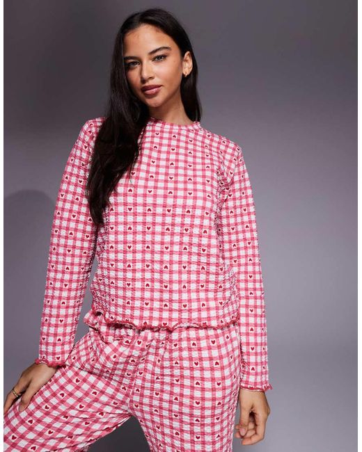 San di Threadbare in Pink
