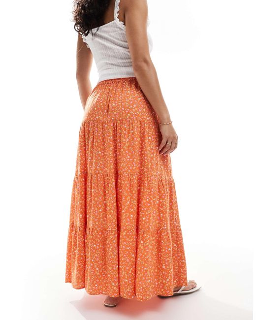 Jupe longue à volants fendue sur le côté - orange à petites fleurs Miss Selfridge