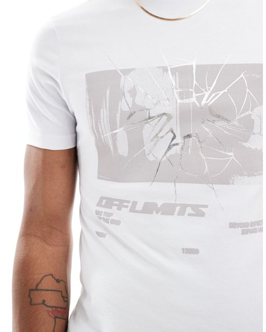 T-shirt moulant avec imprimé verre brisé à l'avant ASOS pour homme en coloris White
