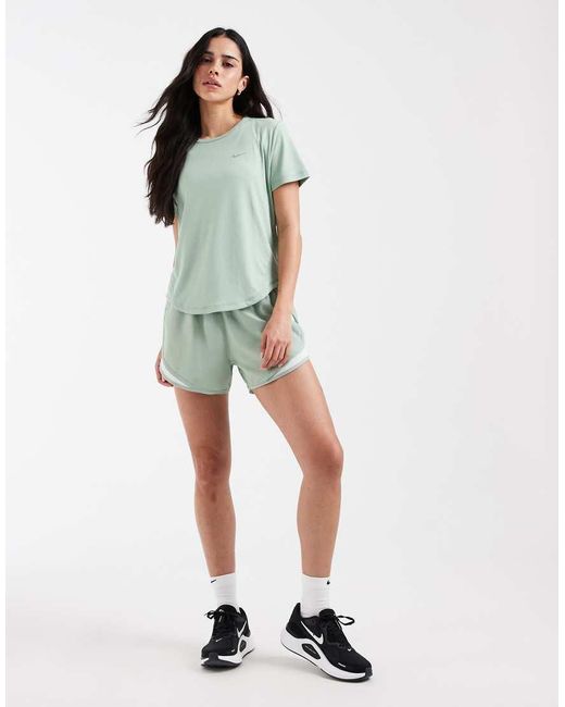 Nike Tempo in het Green