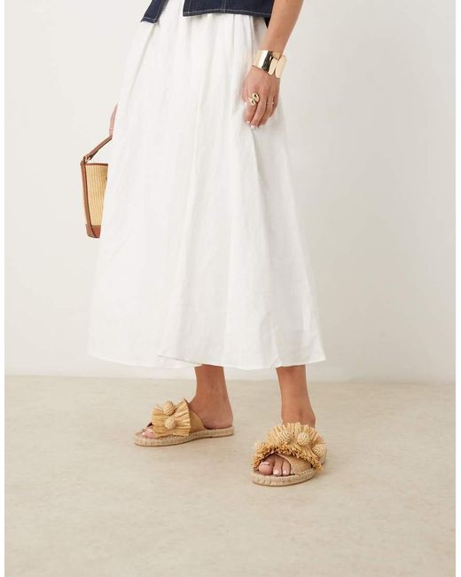 Mules Beis Estilo Alpargatas Con Pompones De Rafia Jovie De -Neutro ASOS de color Natural