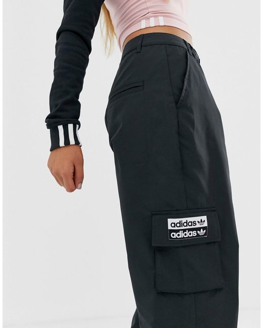 adidas Originals Ryv Cargo Pant in Black | Lyst UK