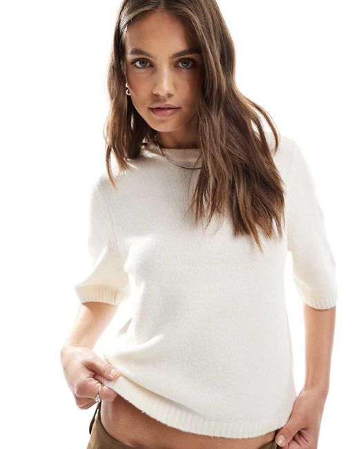 Vero Moda Rechte Zachte Gebreide Top Met Korte Mouwen in het White