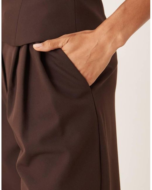 ASOS Elegante Broek Met Drievoudige Plooien En Wijde Pijpen in het Natural