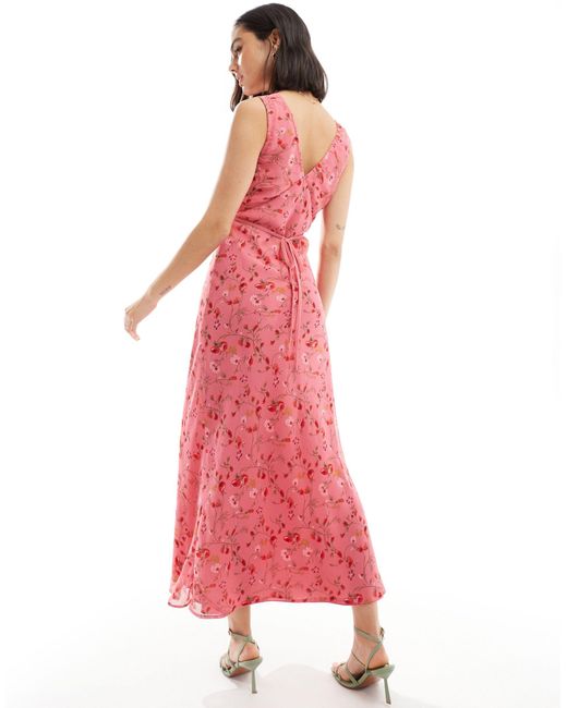 ASOS Pink – trägerkleid mit v-ausschnitt und bindedetail am dekolleté