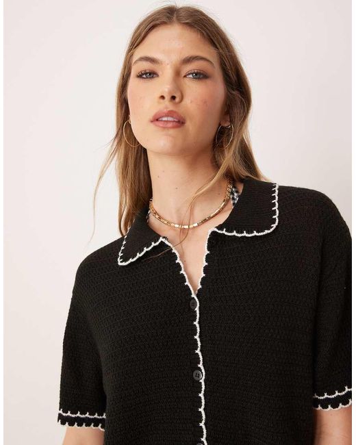 Top Playero Negro Con Botones Y Ribetes De Punto Festón En Contraste De (Parte De Un Conjunto) ASOS de color Black