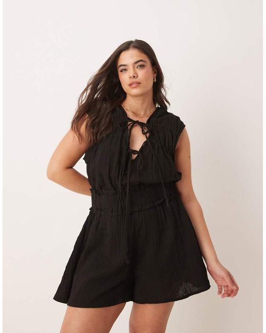 Mono Corto Con Pecho Fruncido De Tejido Doble De Asos Design Curve ASOS de color Black