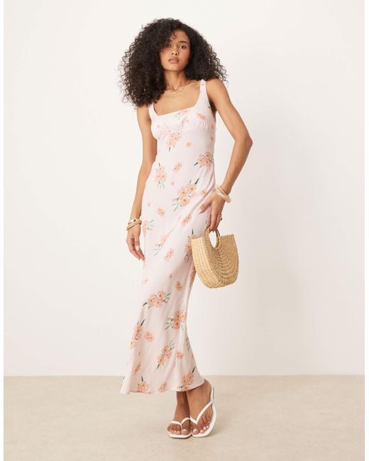 ASOS Natural – maxikleid mit wasserfallausschnitt hinten, geraffter brustpartie und blumendruck