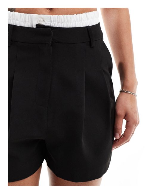 Miss Selfridge Black – elegante shorts