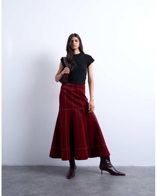 TOPSHOP Maxi-Rok Van Pu Met Verlaagde Taille En Contrasterende Stiksels in het Red