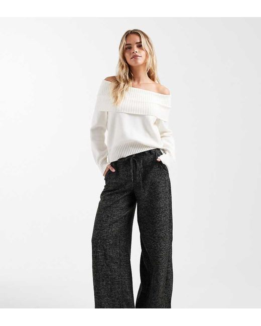 Pantalones Monocromáticos De Pernera Barrel A Cuadros Texturizados Con Detalle De Costuras De Petite-Negro ASOS de color White