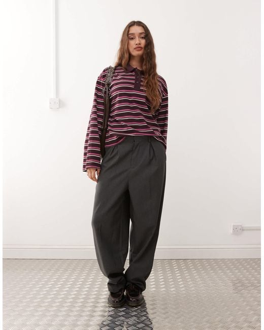 Monki Red – langärmliges oversize-rugby-polohemd mit streifen