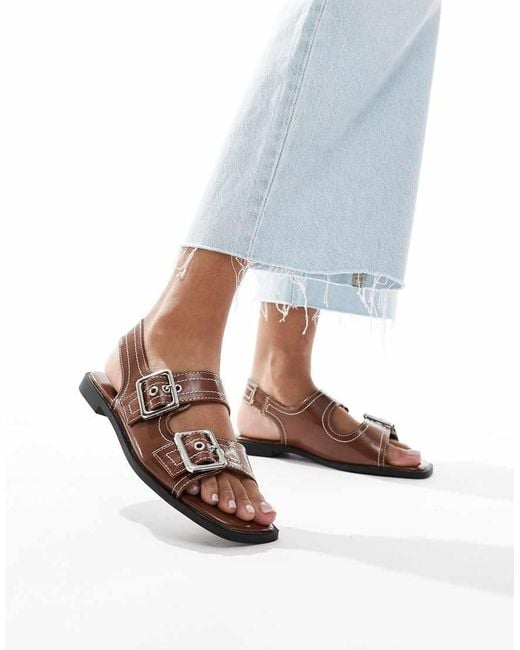 New Look Slingback Sandalen Van Imitatielakleer Met Dikke Zool En Contrasterende Stiksels in het Blue