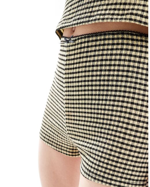Pantalones muy cortos a cuadros vichy s con lazo Reclaimed (vintage) de color Natural
