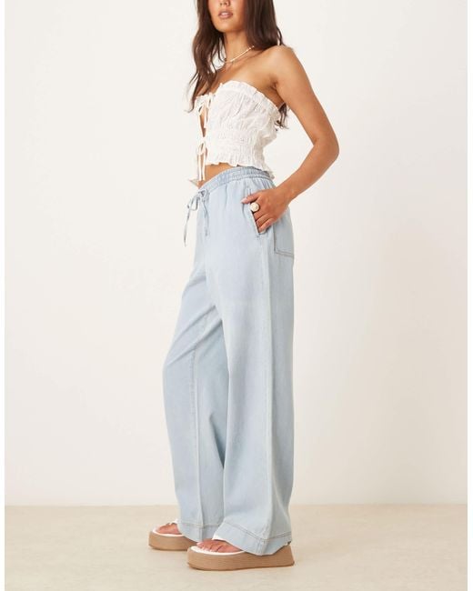 Jean ample avec liens noués à la taille - clair délavé Jdy en coloris Blue