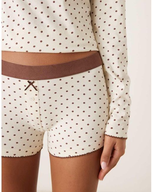 Pantalones Cortos De Pijama Color Crema Con Estampado De Lunares Marrones Mix & Match De -Blanco ASOS de color White