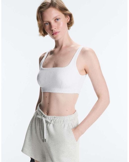 Oysho White Embroidered Medium-Support Sports Bra