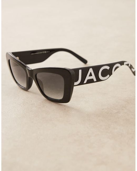 Marc Jacobs di Marc Jacobs in Brown