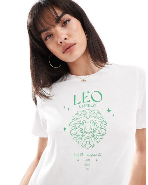 Camiseta blanca con estampado del signo zodiacal leo Pieces de color White