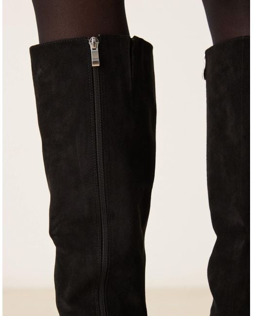 Ishbel - bottes à talon carré Raid en coloris Black